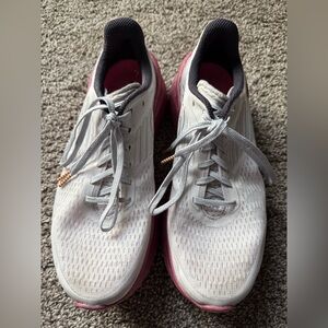 Saucony Women's Endorphin Shift 3